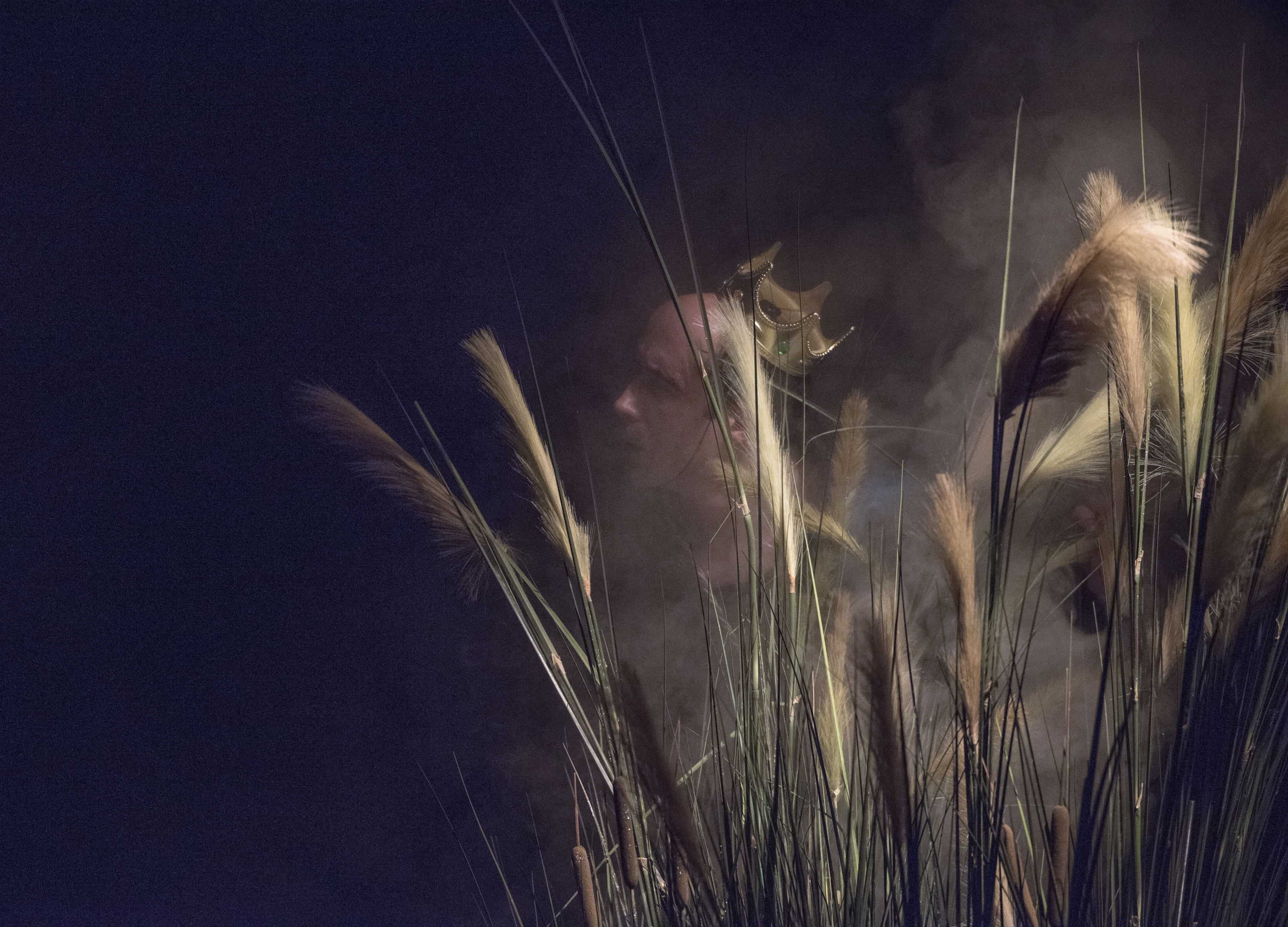 Photographie du spectacle Les géants, de la compagnie les Karytides. Crédits : Marie-Françoise Plissart